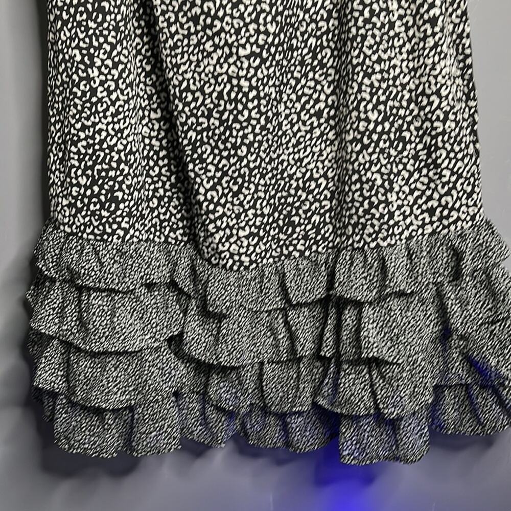Hyvfe Black and White Leo Print Ruffle Bottom Spaghetti Strap Dress Size Small - Picture 3 of 9